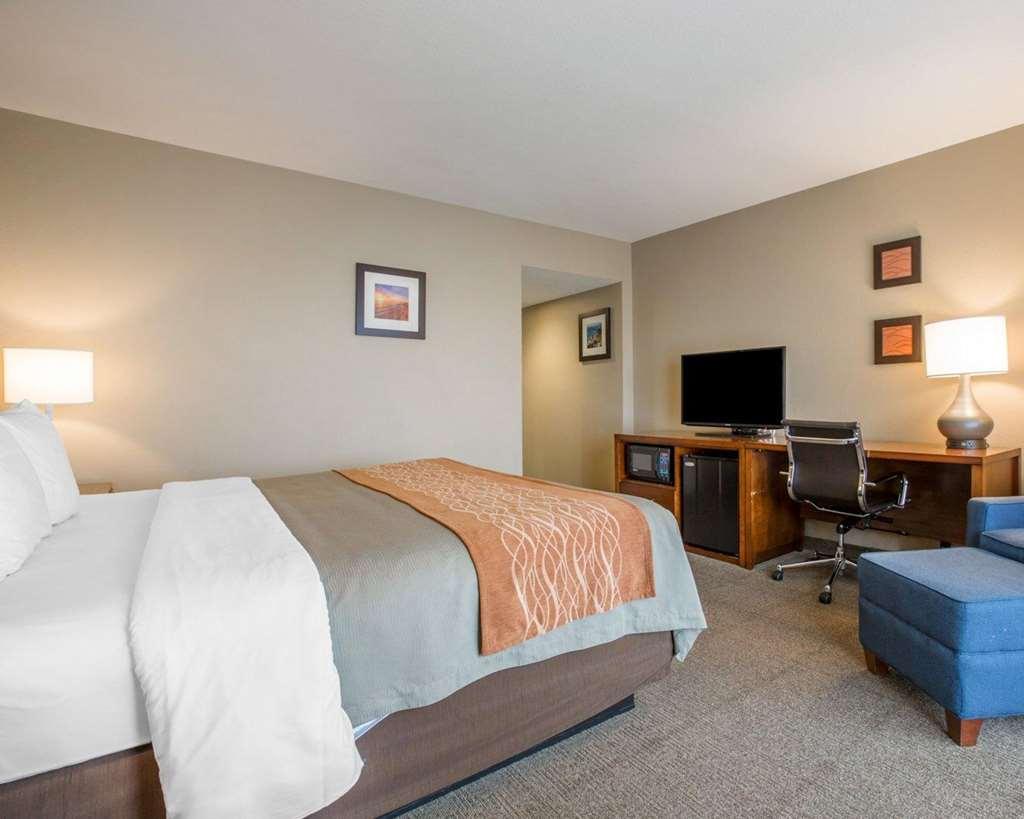 Hotel Avisa Downtown Morro Bay Kamer foto