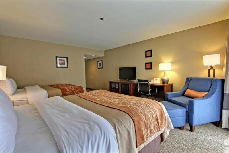 Hotel Avisa Downtown Morro Bay Buitenkant foto
